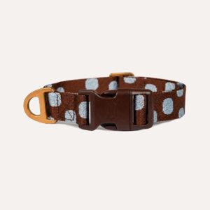 Dot dog collar