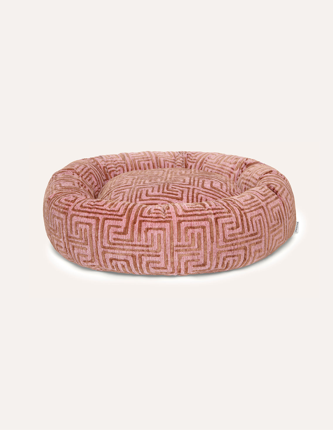 Maze round dog bed