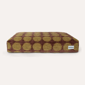 Dot dog bed