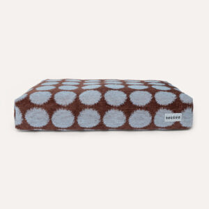 Dot dog bed