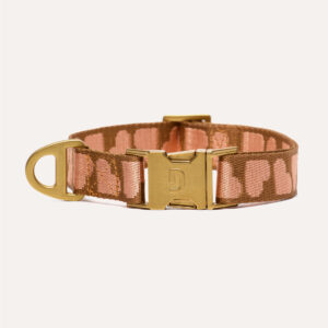 Heart dog collar