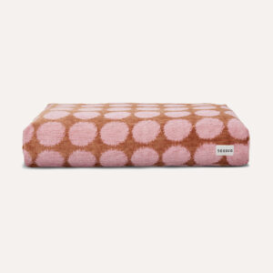 Dot dog bed